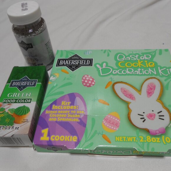 NEW Lot Bakersfield Cookie Decoation kit, green food color, silver sugar pearls - Picture 2 of 9